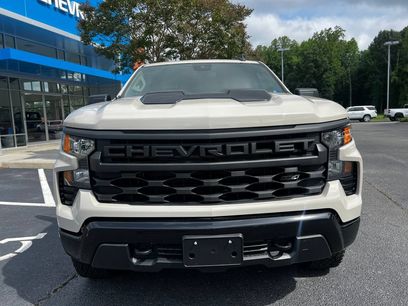 New 2026 Chevrolet Silverado 1500 Custom Trail Boss w/ Dark Appearance Package