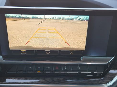 Used 2025 Chevrolet Silverado 1500 LT Trail Boss w/ Convenience Package II image 17