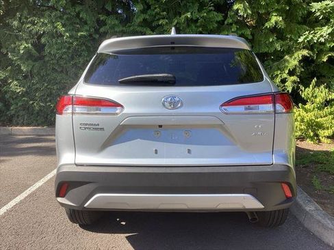 Certified 2023 Toyota Corolla Cross LE AWD/4WD image 21