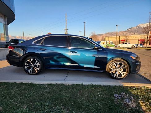 Used 2022 Volkswagen Passat 2.0T SE image 4