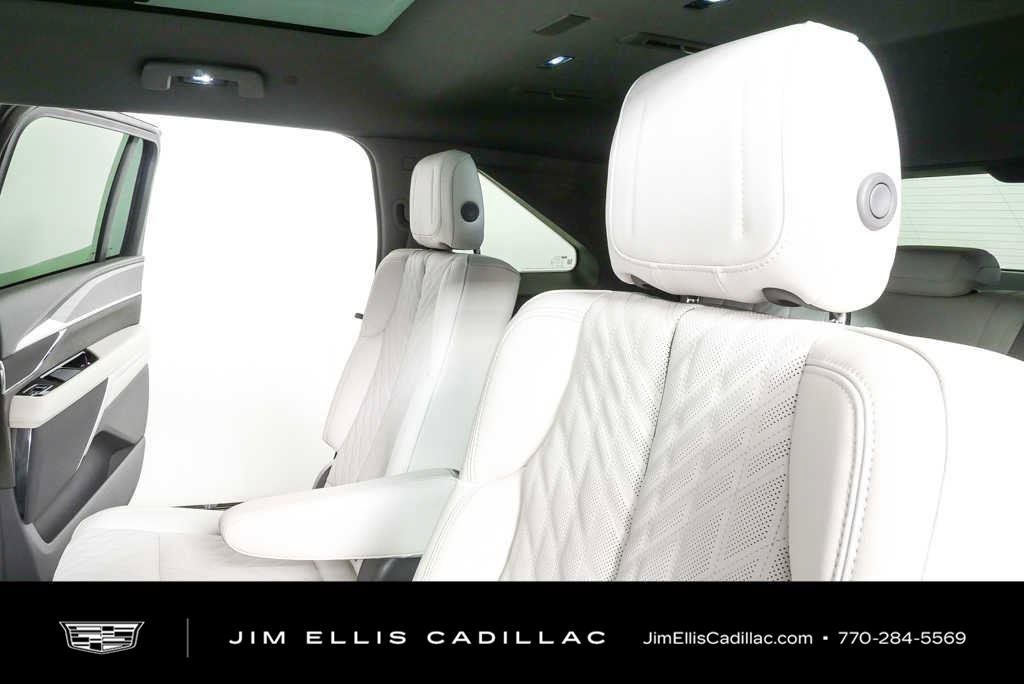 Certified 2026 Cadillac Escalade IQ Sport 1 w/ LPO, ONYX Package AWD/4WD image 20