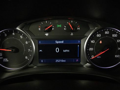 Certified 2023 GMC Terrain SLT image 29