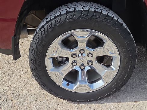 Used 2022 RAM 1500 Big Horn AWD/4WD image 13