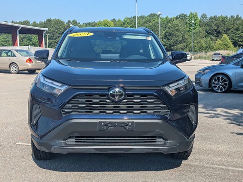 Used 2024 Toyota RAV4 XLE FWD image 8
