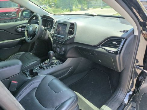 Used 2023 Jeep Cherokee Altitude Lux AWD/4WD image 12