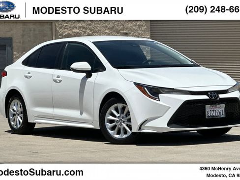 Used 2022 Toyota Corolla LE w/ LE Convenience Package FWD image 1