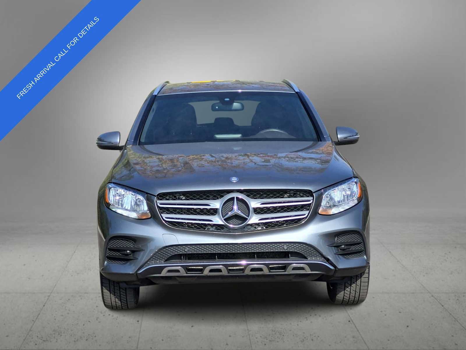 Used 2017 Mercedes-Benz GLC 300 4MATIC image 3