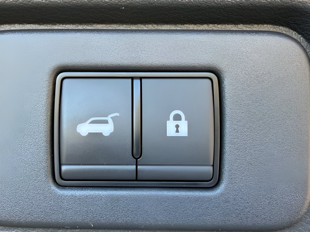 Used 2024 Nissan Rogue SL w/ SL Premium Package AWD/4WD image 8