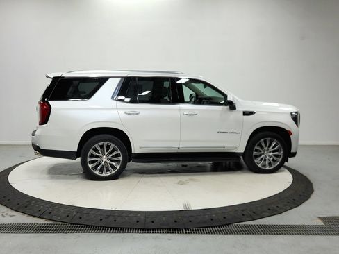 Used 2023 GMC Yukon Denali w/ LPO, Floor Liner Package RWD image 9