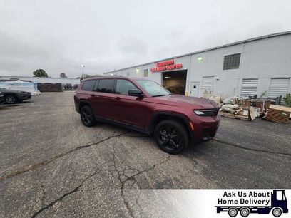 Used 2023 Jeep Grand Cherokee L Laredo