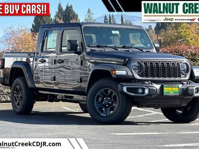 New 2026 Jeep Gladiator Sport