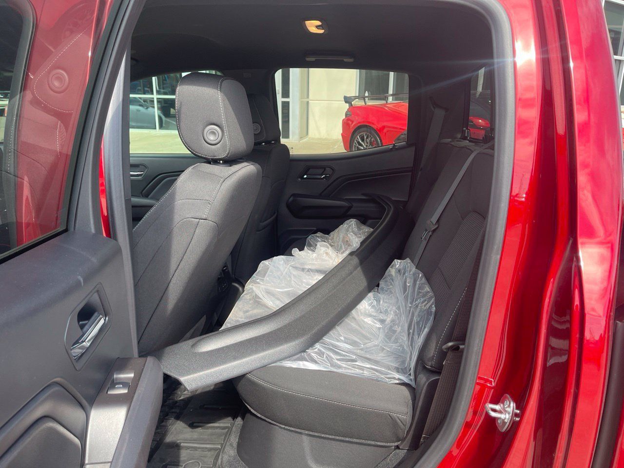 Used 2025 GMC Canyon Elevation w/ Convenience Package RWD image 7