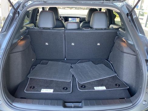 Certified 2025 Nissan Kicks SR w/ SR Premium Package AWD/4WD image 11