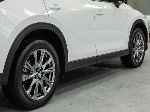 Used 2019 MAZDA CX-5 Signature image 39