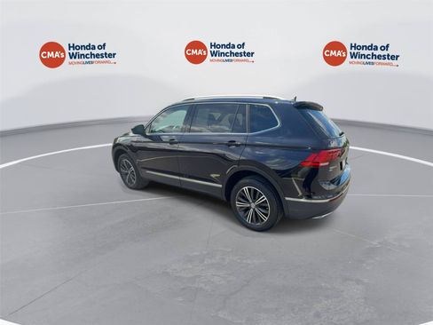 Used 2018 Volkswagen Tiguan SEL AWD/4WD image 9