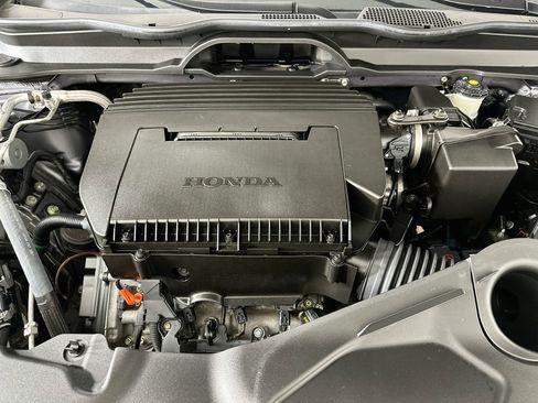 Used 2023 Honda Pilot Touring image 36