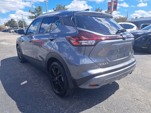 Certified 2023 Nissan Kicks SV image 7