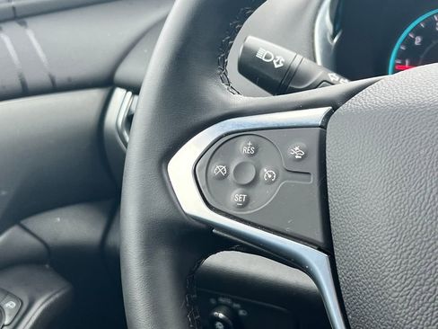 Used 2023 Chevrolet Traverse LT image 25