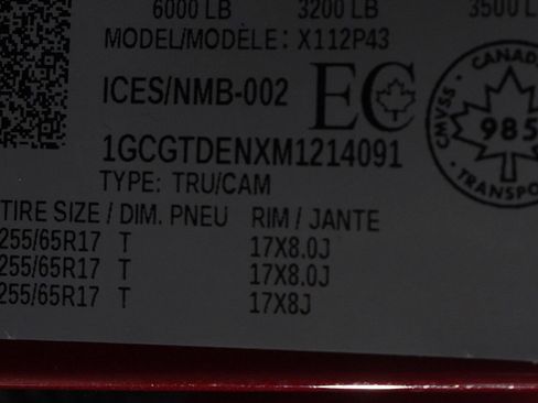 Used 2021 Chevrolet Colorado Z71 w/ Safety Package image 23