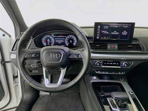 Certified 2024 Audi Q5 2.0T Premium w/ Summer of Audi Package image 19
