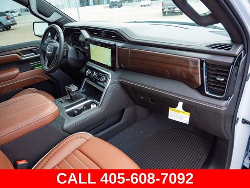 Used 2026 GMC Sierra 1500 Denali Ultimate AWD/4WD image 16