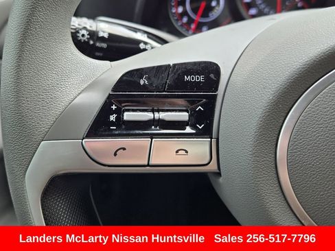 Used 2023 Hyundai Elantra SEL image 24