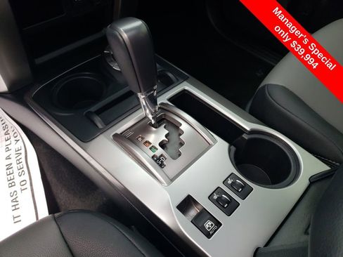 Used 2022 Toyota 4Runner SR5 Premium w/ Moonroof Package AWD/4WD image 23