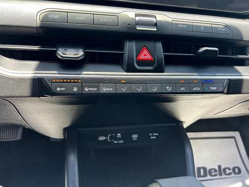 Used 2025 Kia K4 FWD image 16