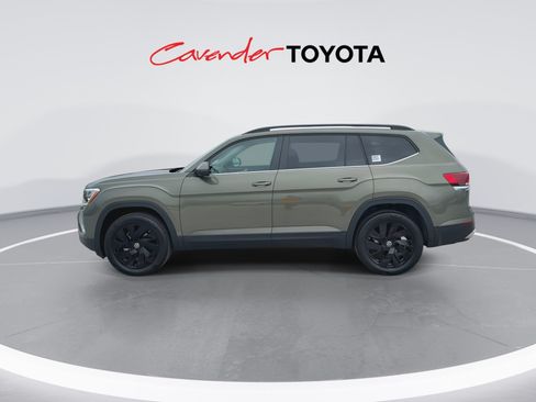 Used 2026 Volkswagen Atlas SE FWD image 5