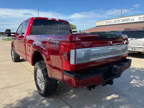 Used 2017 Ford F250 Platinum w/ FX4 Off-Road Package AWD/4WD image 5
