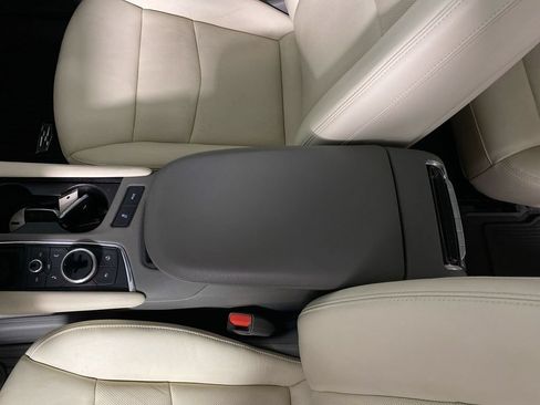 Certified 2021 Cadillac XT6 Premium Luxury AWD/4WD image 20