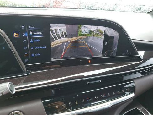 Certified 2022 Cadillac Escalade Sport Platinum w/ LPO, ONYX Package AWD/4WD image 50