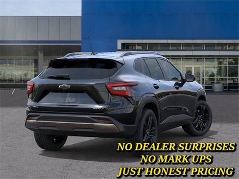 New 2026 Chevrolet Trax ACTIV w/ Sunroof Package image 4