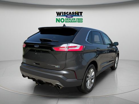 Used 2019 Ford Edge Titanium w/ Equipment Group 301A AWD/4WD image 32