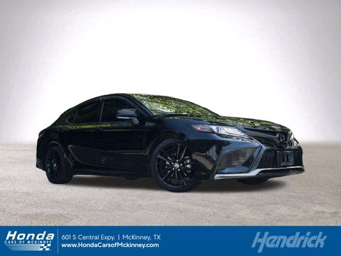 Used 2021 Toyota Prius Prime XLE FWD image 1