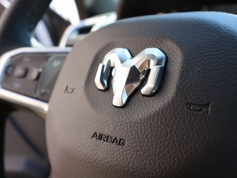 Used 2025 RAM 2500 Big Horn image 31