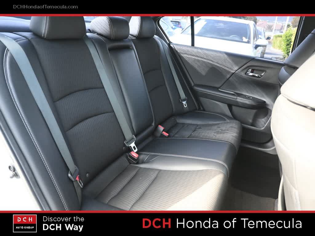 Used 2016 Honda Accord Sport image 19