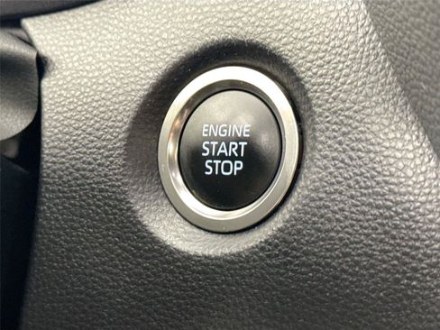 Certified 2025 Toyota Corolla SE FWD image 20