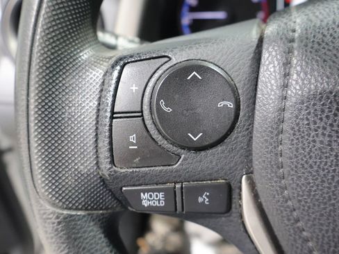 Used 2017 Toyota RAV4 LE w/ Carpet Mat Package FWD image 31