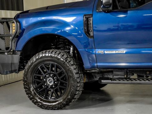 Used 2019 Ford F250 Lariat w/ Lariat Ultimate Package AWD/4WD image 12