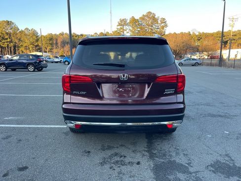 Certified 2017 Honda Pilot Touring image 9