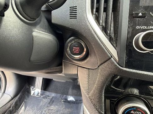 Used 2023 Subaru Forester Limited AWD/4WD image 17