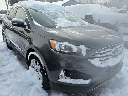 Used 2019 Ford Edge SEL w/ Cold Weather Package image 3