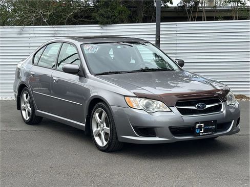 Used 2008 Subaru Legacy 2.5i AWD/4WD image 8