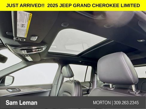 New 2025 Jeep Grand Cherokee Limited w/ Black Appearance Package image 22