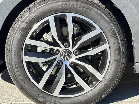 New 2026 Volkswagen Jetta SE FWD image 24