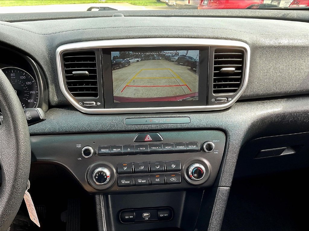 Used 2021 Kia Sportage LX AWD/4WD image 15