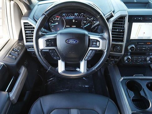 Used 2020 Ford F350 Platinum w/ FX4 Off-Road Package image 18