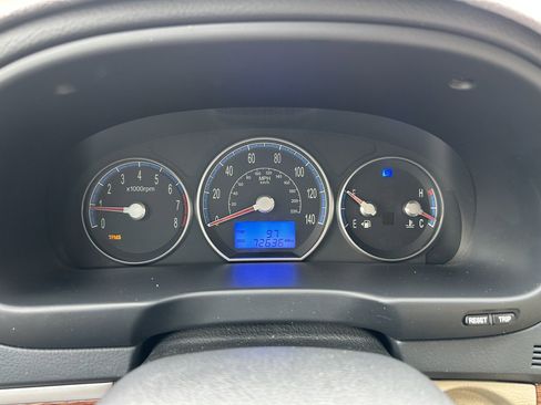 Used 2009 Hyundai Santa Fe Limited FWD image 5
