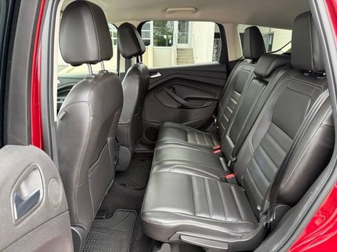 Used 2017 Ford Escape Titanium FWD image 24